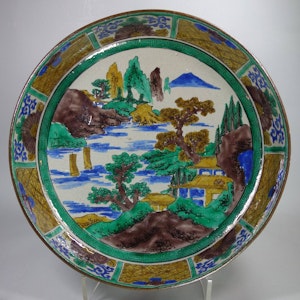 Japanese Kutani dish, 19th century