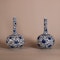 Near pair of Chinese blue and white bottle vases, Kangxi (1662-1722) - image 3