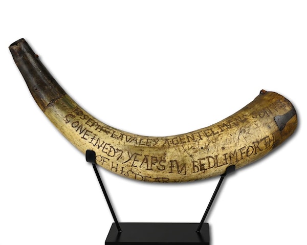 Cow’s horn engraved by a patient of Bedlem. English, circa 1712. - image 1