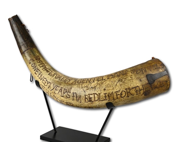 Cow’s horn engraved by a patient of Bedlem. English, circa 1712. - image 3