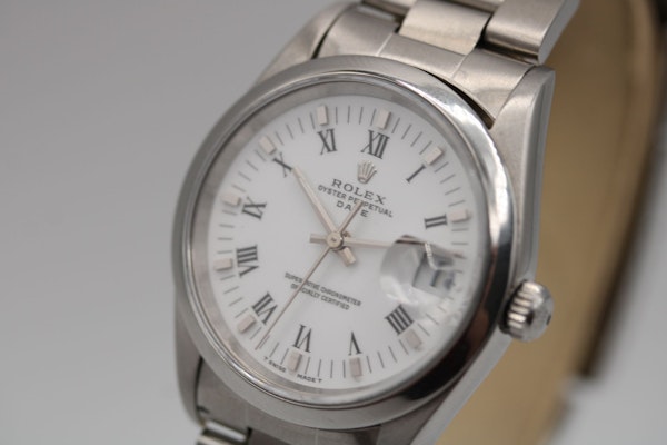 Rolex Oyster Perpetual Date 15200 - image 4