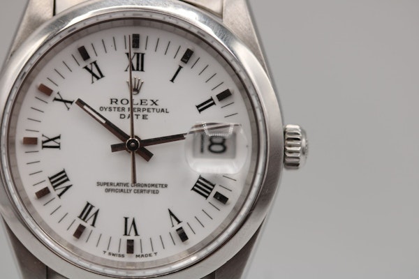 Rolex Oyster Perpetual Date 15200 - image 5