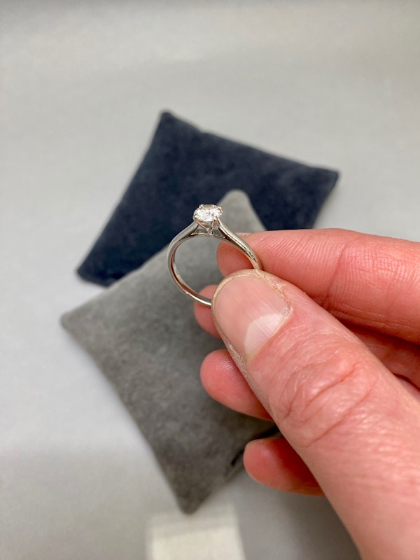 Single Stone Diamond Ring in 18ct White Gold date circa 1970, SHAPIRO & Co since1979 - image 3