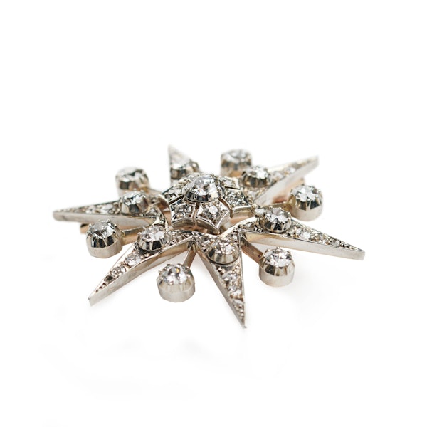Vintage Diamond And Silver Upon Gold Star Brooch, Circa 1930, 3.00 Carats - image 3