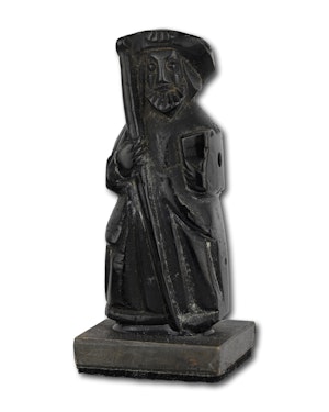 Jet figure of Saint James the Greater. Santiago de Compostela, 15-16th century.
