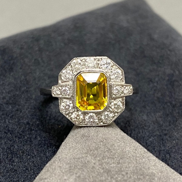 Yellow Sapphire Diamond Ring in Platinum date circa 1960, SHAPIRO & Co since1979 - image 10
