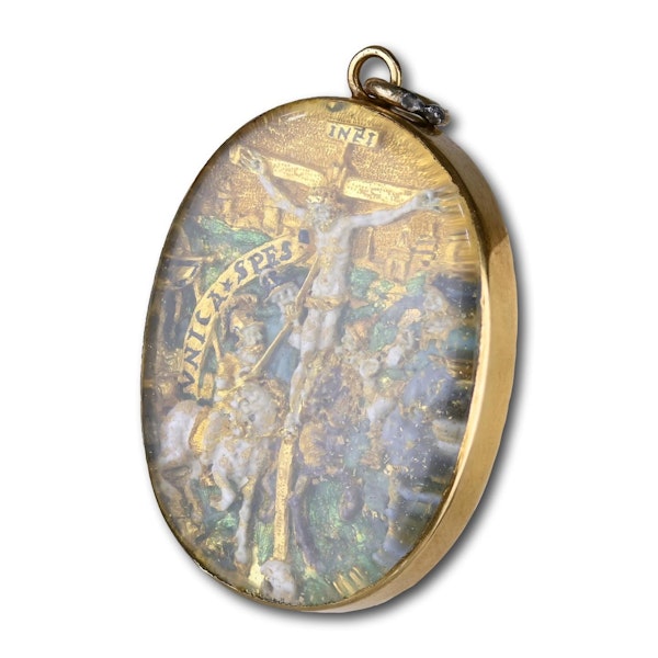 Renaissance gold & enamel relief of the crucifixion. South German, 16th century. - image 3