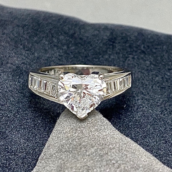 Heart Shape Diamond D Colour Ring in Platinum date circa 1980, SHAPIRO & Co since1979 - image 11