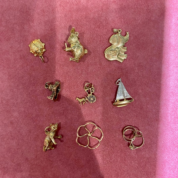 (2nd) Charms in 9ct, 14ct & 18ct Gold date Vintage, Lilly's Attic since 2001 - image 4