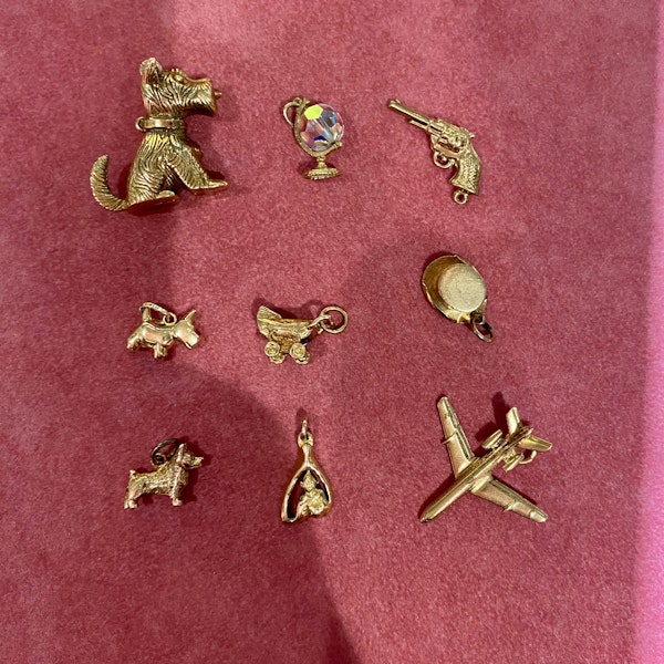 (2nd) Charms in 9ct, 14ct & 18ct Gold date Vintage, Lilly's Attic since 2001 - image 8