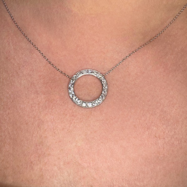 Platinum Diamond Circle Necklace  CHIQUE to ANTIQUE Stand 375 - image 4