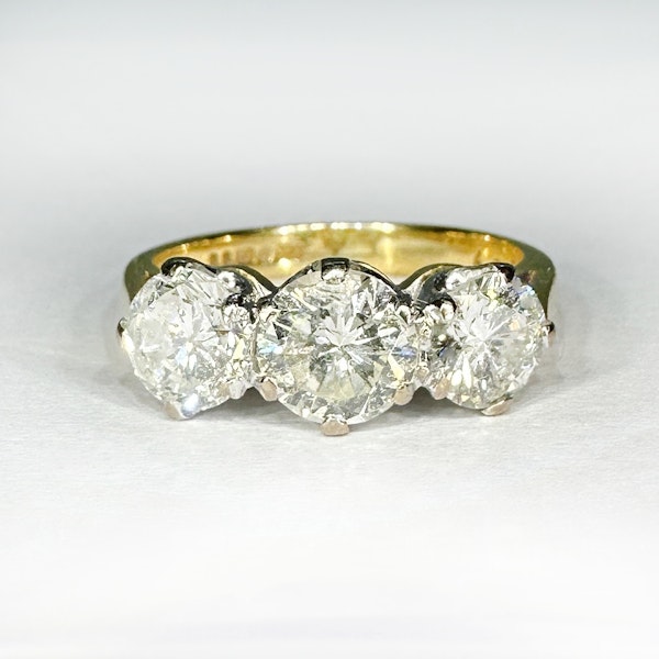 Three Stone Diamond Engagement Ring 2.27ct Total  CHIQUE to ANTIQUE - image 2