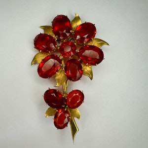 Vintage Fire Opal Flower Bloom Brooch SADDINGTONS JEWELLERY STAND 375
