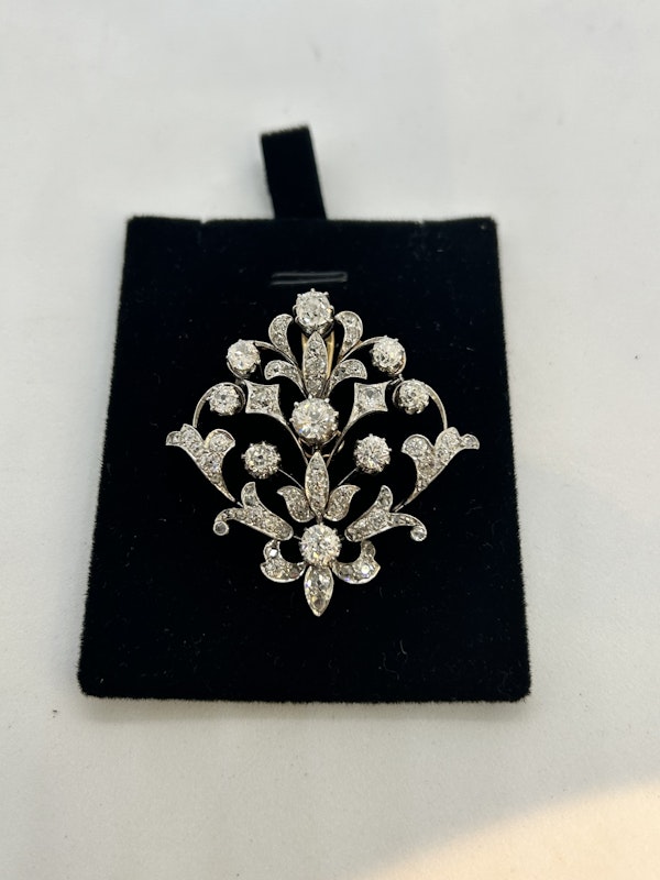 Lovely Victorian diamond pendant at Deco&Vintage Ltd - image 5