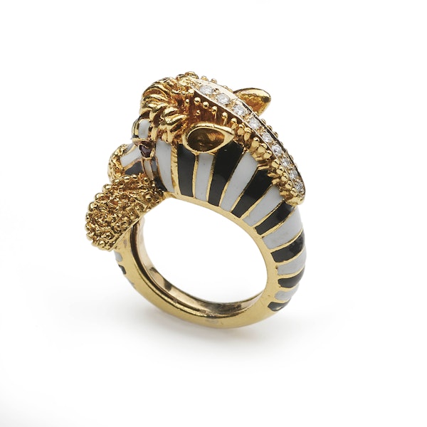 Vintage Frascarolo Italian Enamel Diamond Ruby and Gold Zebra Ring, Circa 1967 - image 5
