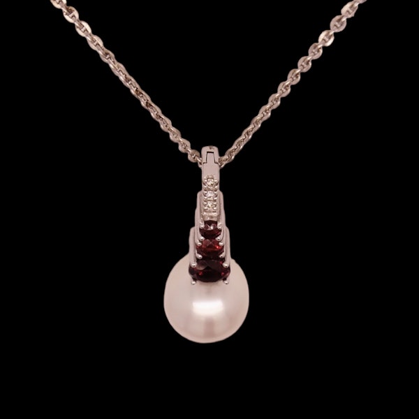 South Sea Baroque Pearl Drop Pendant. - image 3