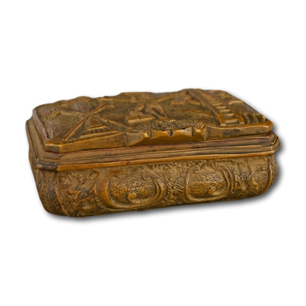 Boxwood snuff box carved with the crucifixion. German, 18th century. - image 5