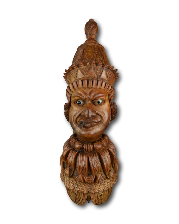 An amusing figural coquilla pipe. French Colonies, early 19th century. - image 11