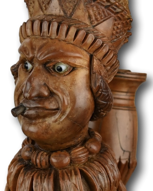 An amusing figural coquilla pipe. French Colonies, early 19th century. - image 4