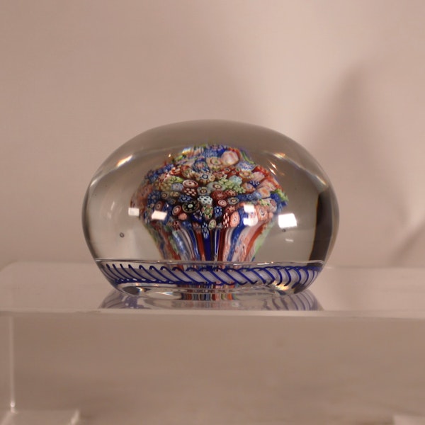 French Baccarat close millefiori mushroom paperweight, mid-19th century - image 3