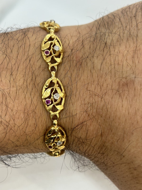 Beautiful Art Nouveau French diamond ruby 18ct gold bracelet at Deco&Vintage Ltd - image 4