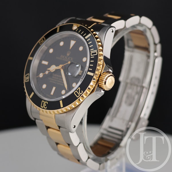 Rolex Submariner Date 16613 Black 1995 Steel and Gold - image 3