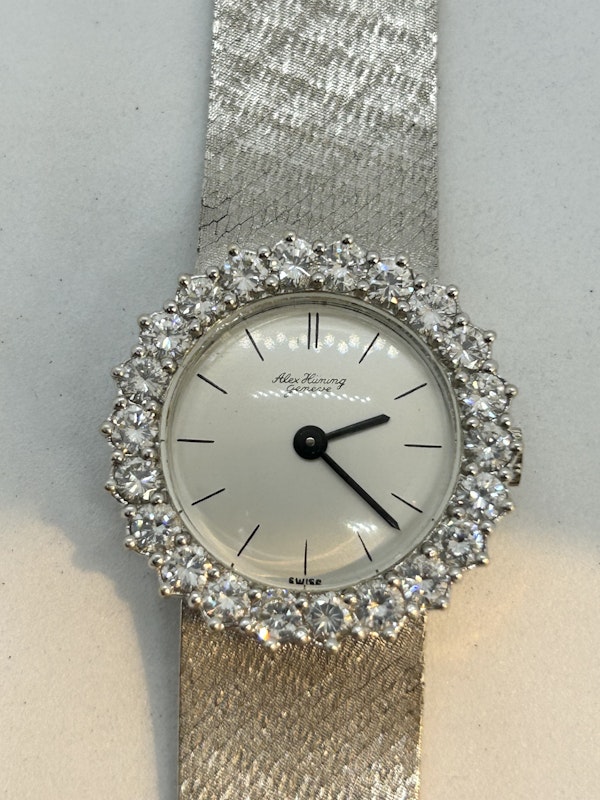 Lovely Vintage diamond 18ct white gold lady’s wristwatch at Deco&Vintage Ltd - image 2