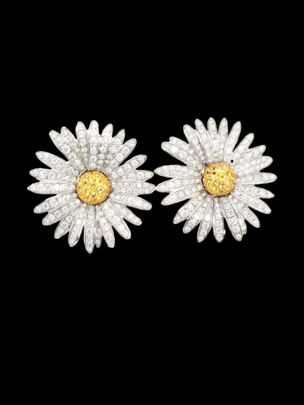 Modern daisy earrings by Stenzhorn SKU: 7144 DBGEMS - image 1