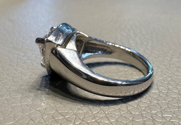A Trillion cut Diamond ring - image 6