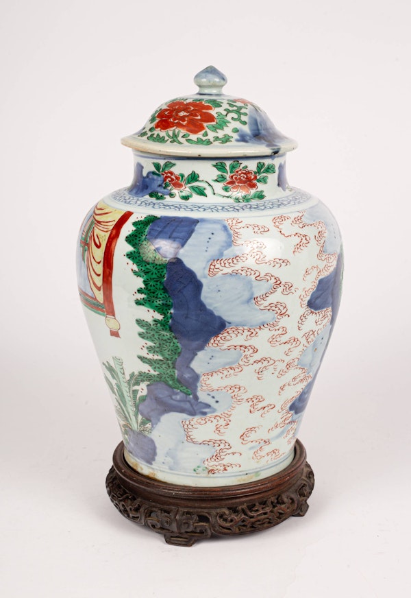 A wucai baluster jar and cover, Shunzhi period (1644-1661) - image 9