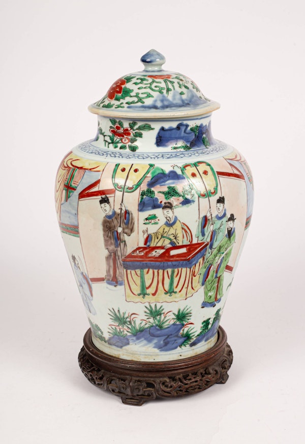 A wucai baluster jar and cover, Shunzhi period (1644-1661) - image 3