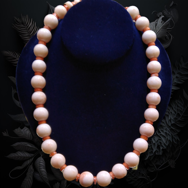 Deco Natural Peaches And Cream Coral Necklace - image 1