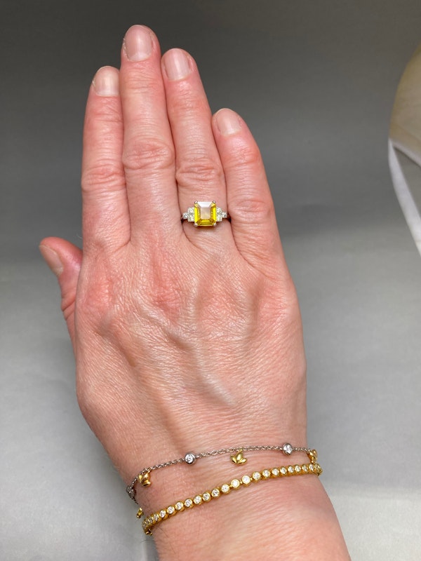 Yellow Sapphire Diamond Ring in Platinum date circa 1960, SHAPIRO & Co since1979 - image 2