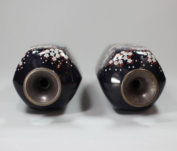 A pair of Japanese cloisonné vases, Meiji period - image 3