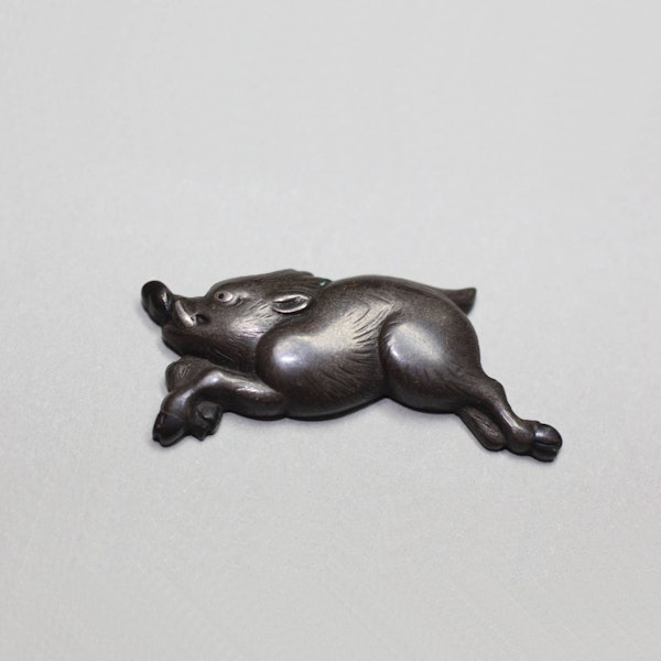 Japanese bronze menuki, in the form of a running boar - image 1