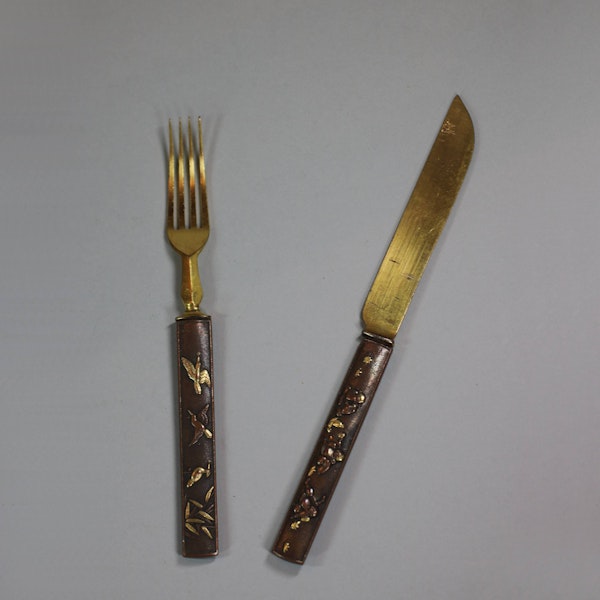 Set of six Japanese gilt-steel knives and forks with kozuka handles, circa 1880 - image 3