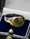 A very fine 18 Carat Yellow Gold Signet Ring with a blank facing (ready for engraving), Hallmarked Birmingham 1961. - image 2