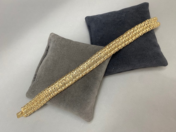 Tiffany & Co Bracelet in 14ct Gold date circa 1950, SHAPIRO & Co - image 11