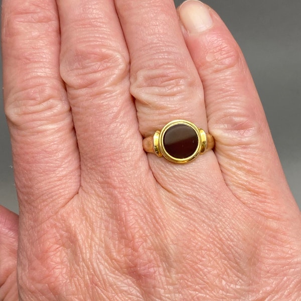 Signet Ring Carnelian 9ct Gold dated Birmingham 1906, Lilly's Attic since 2001 - image 3
