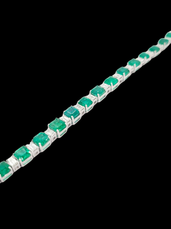 Emerald and diamond tennis bracelet SKU: 7228 DBGEMS - image 3