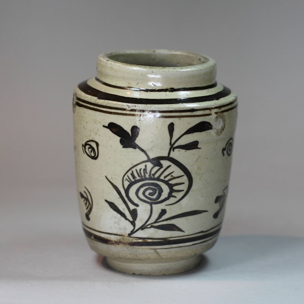 Chinese Cizhou straight-sided jar, Southern Song Dynasty (1127-1279) - image 2
