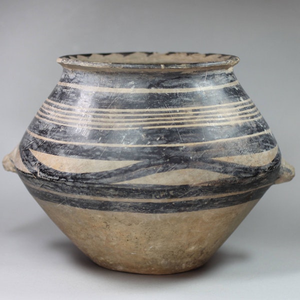 Chinese earthenware oviform jar, Neolithic period, possibly Yangshao culture - image 3