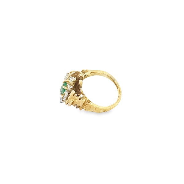 Vintage looking emerald and diamond ring - image 2