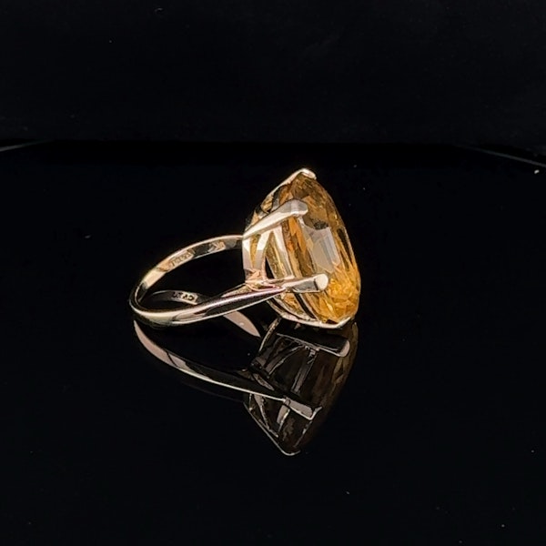 1960's Gold Oval Citrine Ring - image 1
