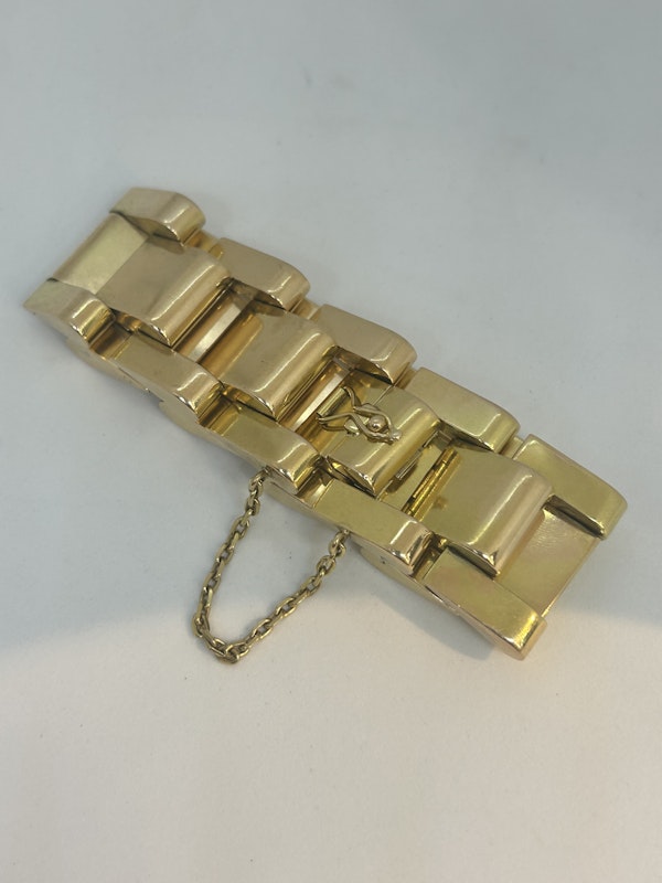 Super chic and heavy French 18ct gold Tank bracelet at Deco&Vintage Ltd - image 3