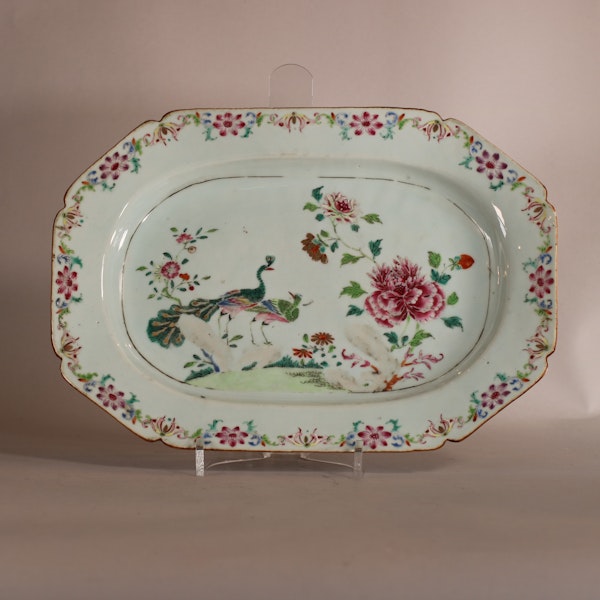 Pair of Chinese double peacock platters, Qianlong (1736-95) - image 2