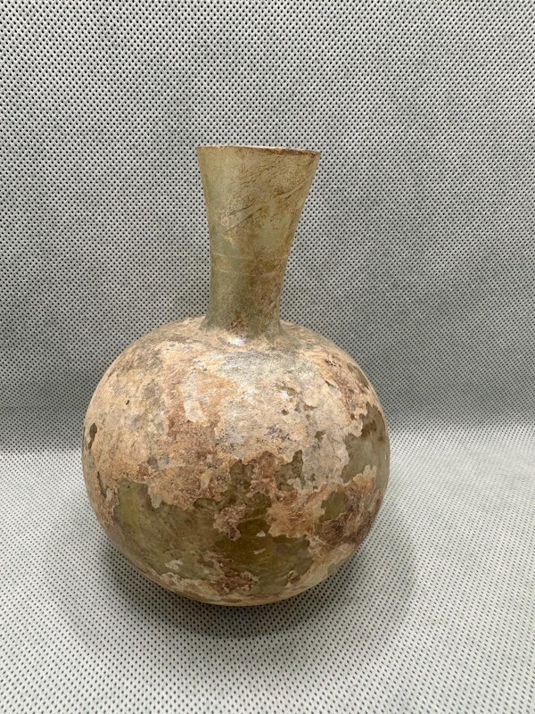 Roman glass flask - image 3