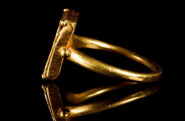 Medieval gold ring - image 5