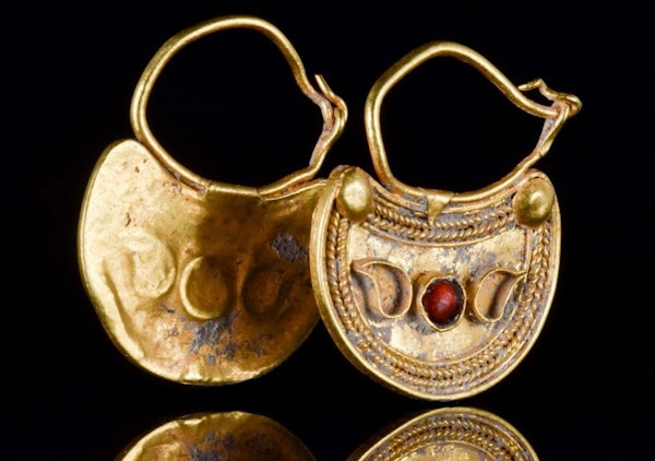 Greek hellenistic gold pair of earrings - image 3