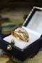 A very fine 18ct Yellow Gold Triple Snake Ring, set with three Old Round Cut Diamonds. Chester Hallmark 1906. - image 4